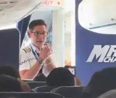 Protesta en vuelo: piloto de Magnicharters retiene pasajeros
