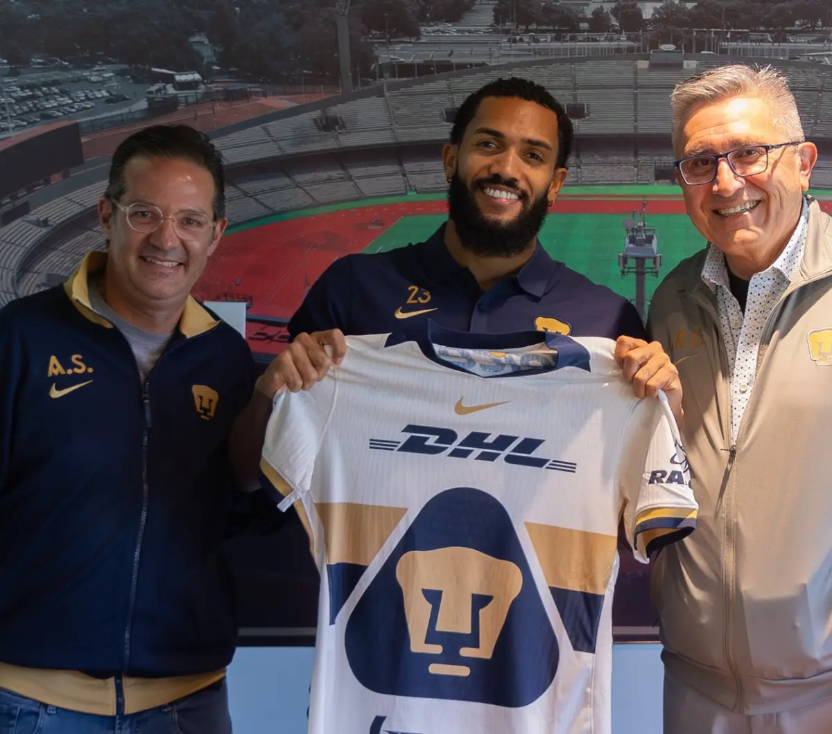 Juninho y lo que le costó a Pumas 