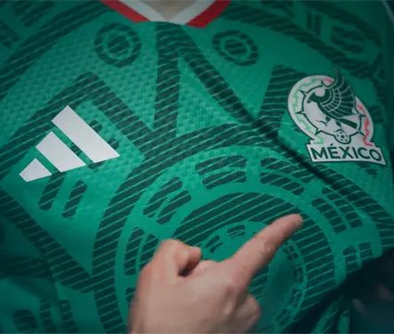 Filtran lo que pag&oacute; Adidas al INAH por la playera de la Selecci&oacute;n Mexicana