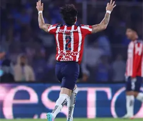 Mientras Pachuca le hizo un video la amarga despedida de Chivas a Mozo