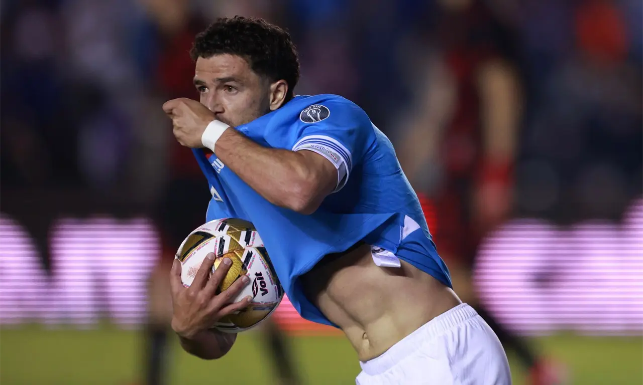  Nacho Rivero deja a Cruz Azul para jugar con Xolos de Tijuana, en una decisión que sorprendió y sacudió a la afición celeste. 