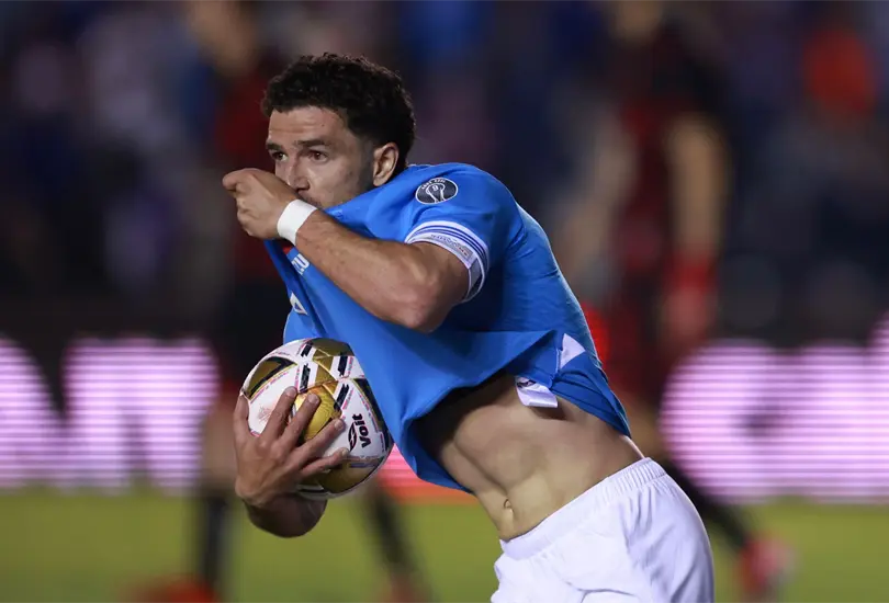 Nacho Rivero deja a Cruz Azul para jugar con Xolos de Tijuana, en una decisi&oacute;n que sorprendi&oacute; y sacudi&oacute; a la afici&oacute;n celeste.