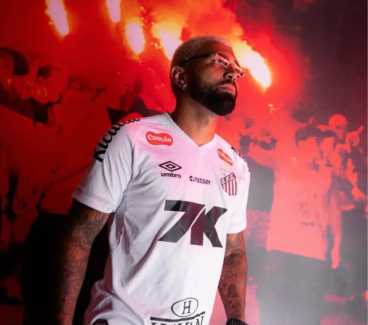  Tensión en la presentación de Gabigol en Santos 