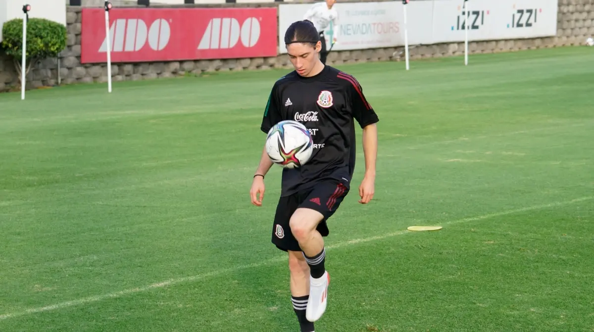 Marcelo Flores apunta a jugar con Canadá 