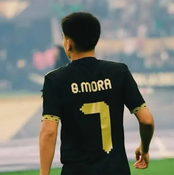 La petición del Loco Abreu sobre Gilberto Mora La petición del Loco Abreu sobre Gilberto Mora