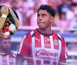 Luis Romo aclara por qu&eacute; cedi&oacute; penal a Chicharito en duelo vs. Cruz Azul