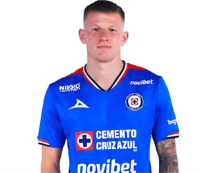 Cruz Azul est&aacute; a un paso de vender a Mateusz Bogusz