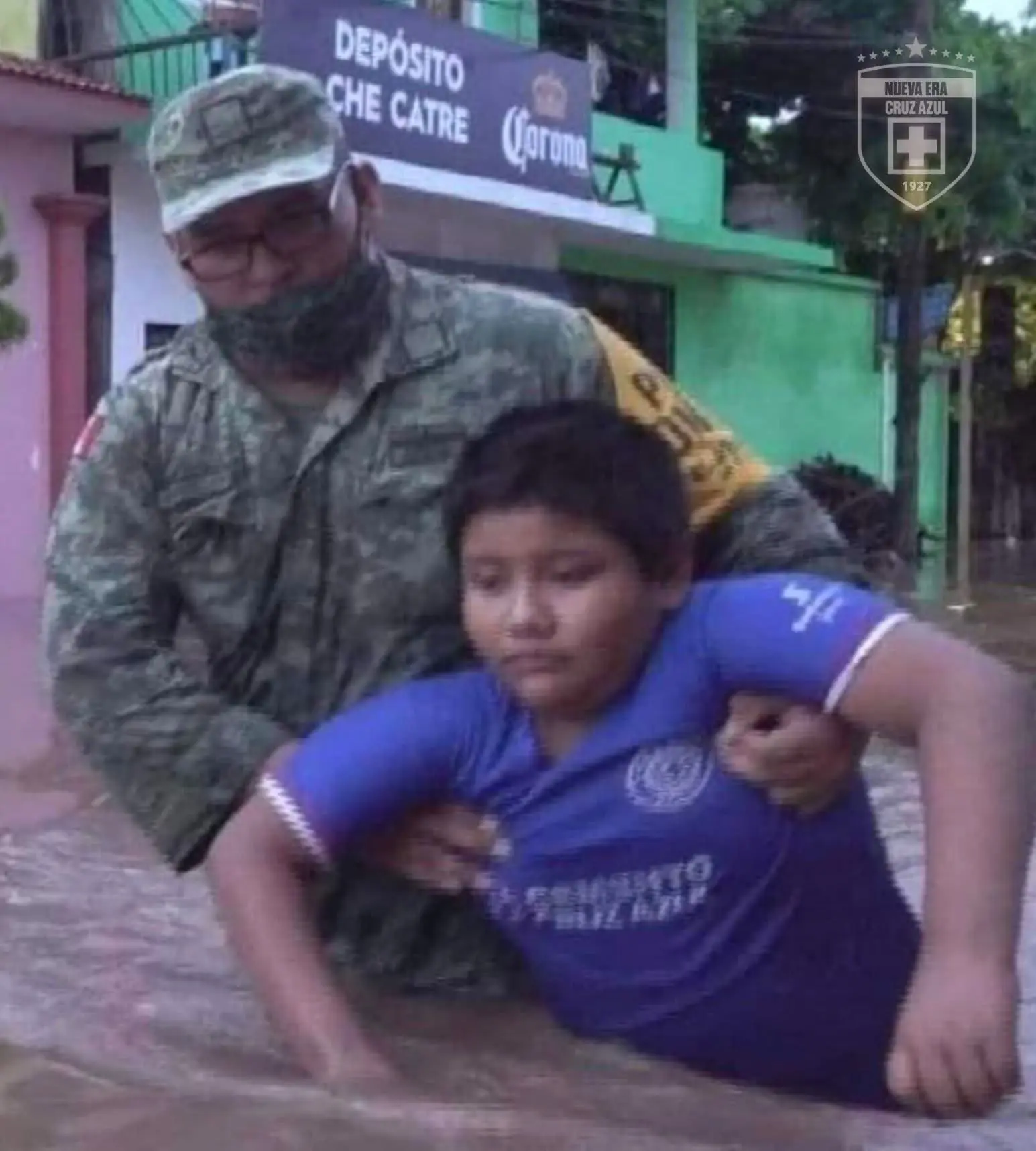 Que alguien salve a la maquina Que alguien salve a la maquina