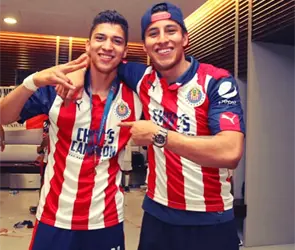 De campe&oacute;n con Chivas al adi&oacute;s: el nuevo destino de &Aacute;ngel Zald&iacute;var