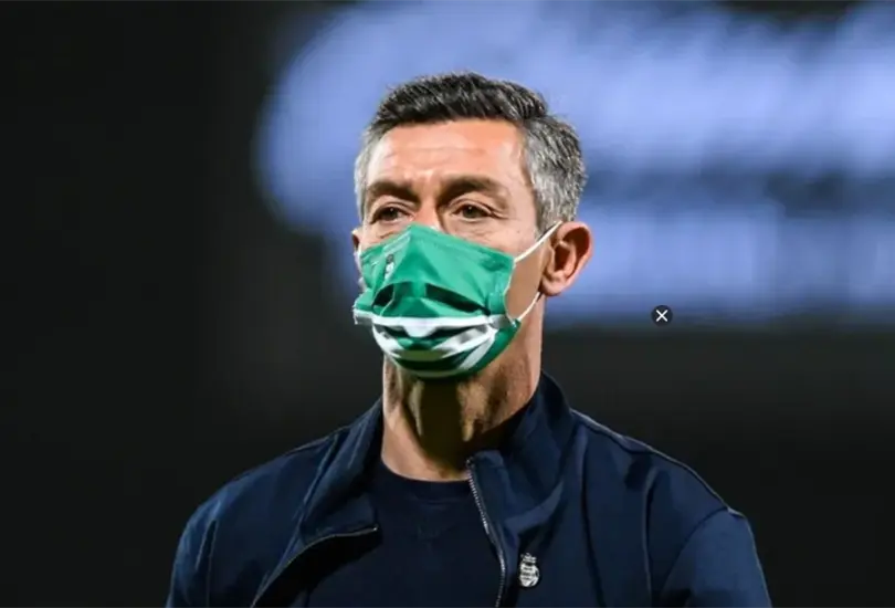 Pedro Caixinha se sincer&oacute; sobre su salida de Santos en plena pandemia