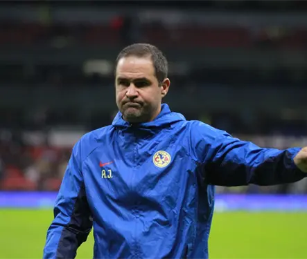 El peor arranque del Am&eacute;rica y un dardo de Jardine a la prensa