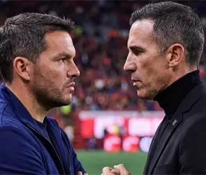 Cruz Azul: &iquest;Le respondi&oacute;? Nicol&aacute;s Larcam&oacute;n lanza dardo a Vicente S&aacute;nchez