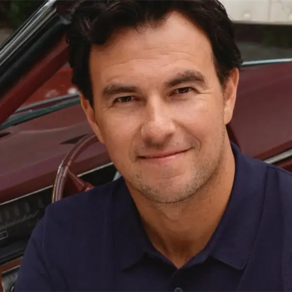 Checo P&eacute;rez prueba el Cadillac en Silverstone y avanza el proyecto F1 2026