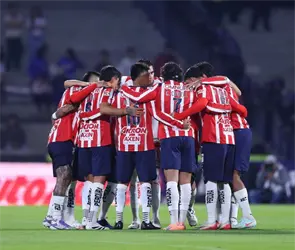 &iquest;Cu&aacute;ntos m&aacute;s? Otro exiliado que brilla fuera de Chivas