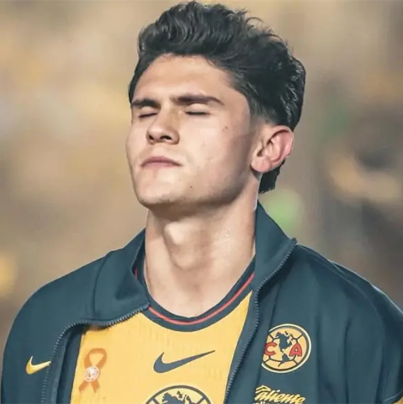 Am&eacute;rica contradice a Israel Reyes respecto a su lesi&oacute;n