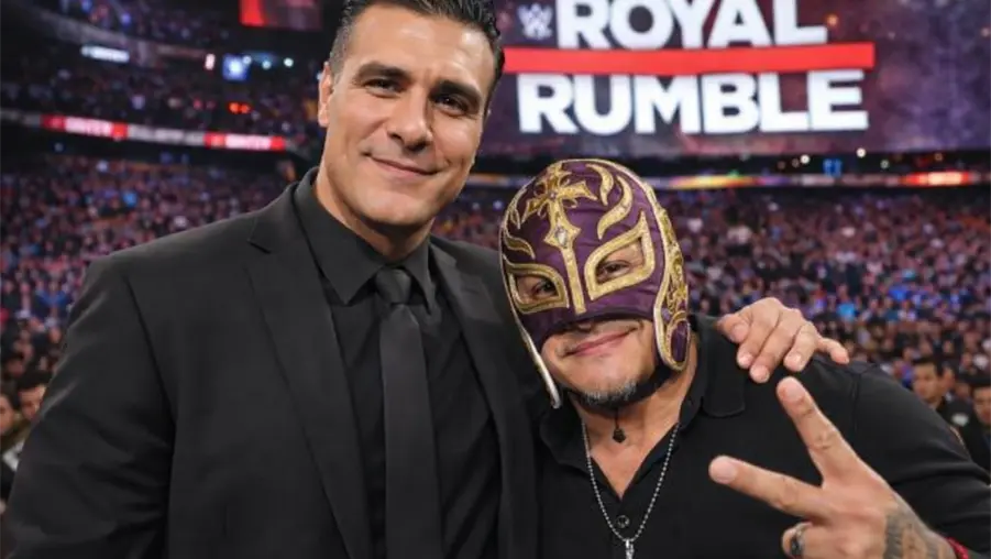 Los mexicanos que conquistaron el Royal Rumble