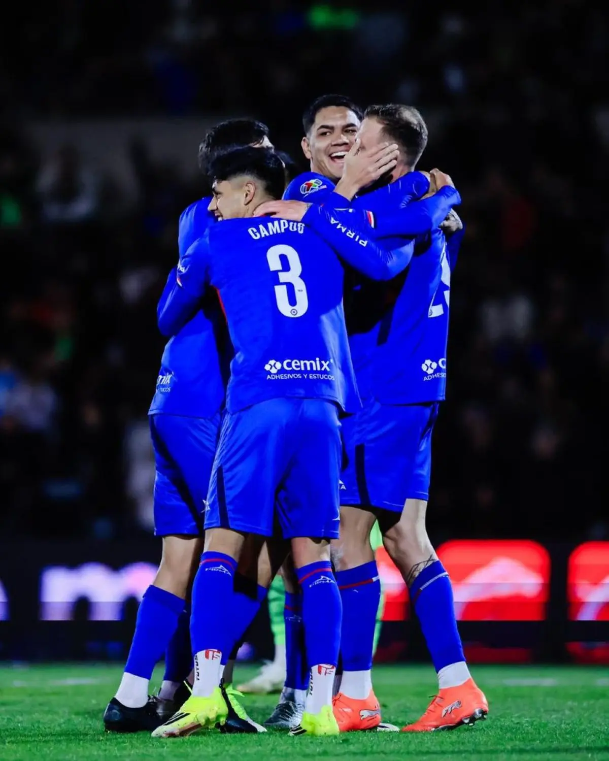  Cruz Azul 4-2 Juárez: La Máquina manda en la frontera 