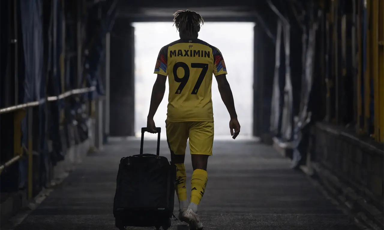  Maximin se marcha del América: la imagen de un adiós que marca el cierre de su etapa en Coapa. 