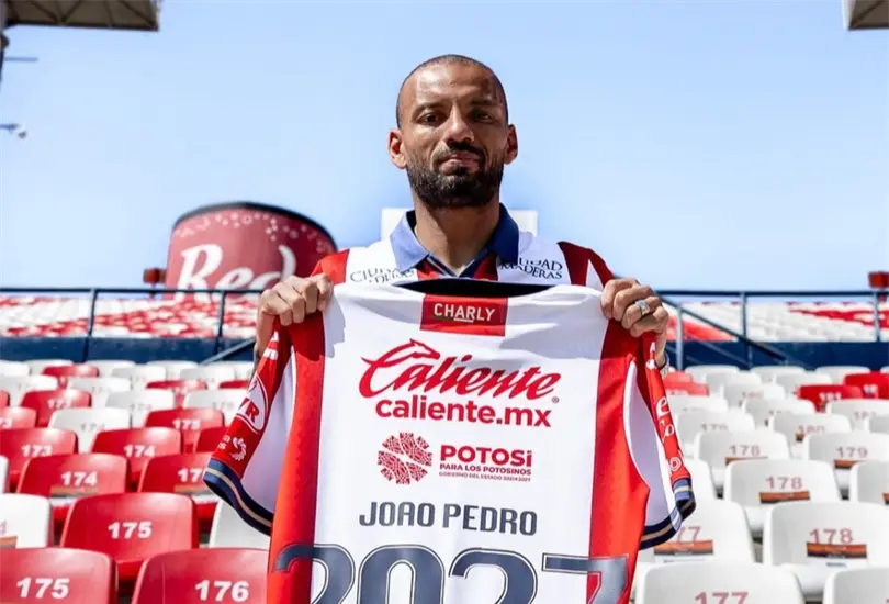 Único obstáculo de Joao Pedro y Cruz Azul Único obstáculo de Joao Pedro y Cruz Azul