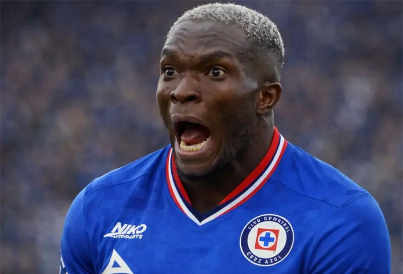 Lo que pag&oacute; Cruz Azul por Eber&eacute;