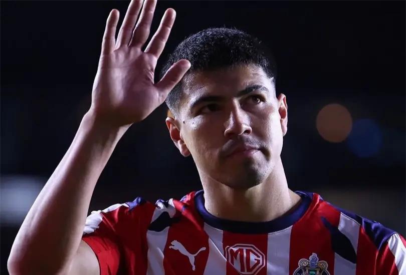 Guti Rompe el silencio sobre su situaci&oacute;n en Chivas