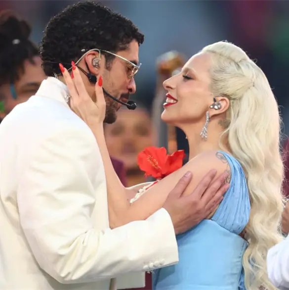 Lady Gaga agradece a Bad Bunny por invitarla al medio tiempo del Super Bowl