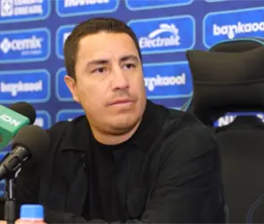 Efra&iacute;n Ju&aacute;rez lanza dardo tras los rumores de su salida de Pumas