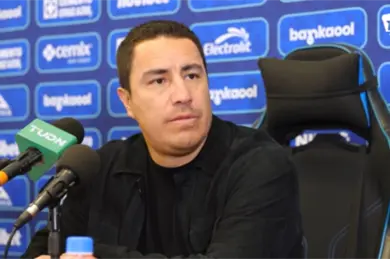 Efra&iacute;n Ju&aacute;rez lanza dardo tras los rumores de su salida de Pumas