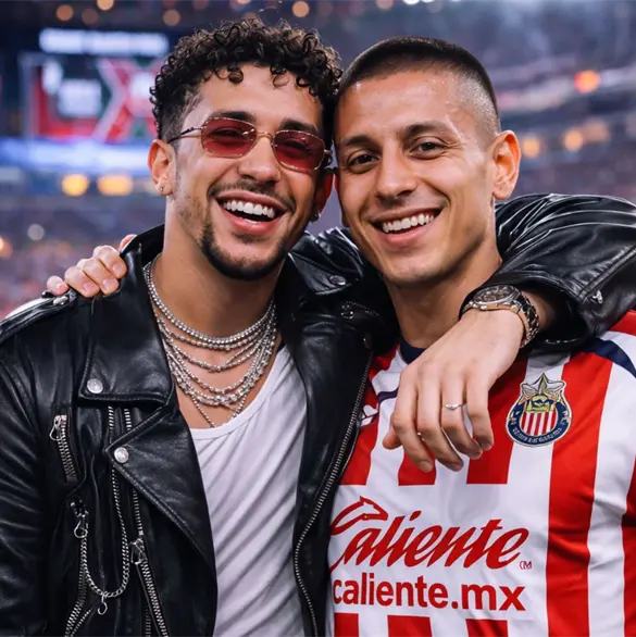 &iquest;Piojo Alvarado con Bad Bunny? Las im&aacute;genes que rompieron el internet