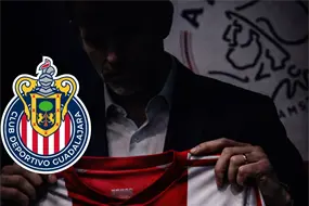 De fracasar en Chivas a dirigir a hist&oacute;rico en Pa&iacute;ses Bajos