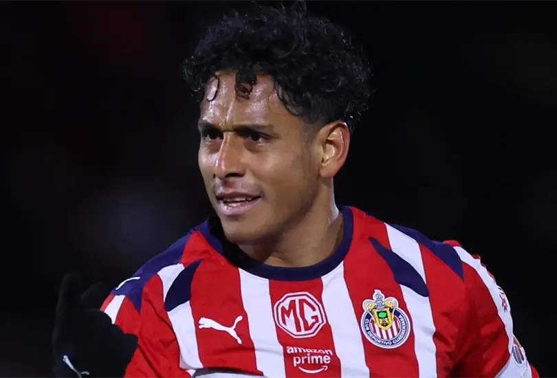 Malas noticias para Chivas sobre la lesi&oacute;n de Luis Romo