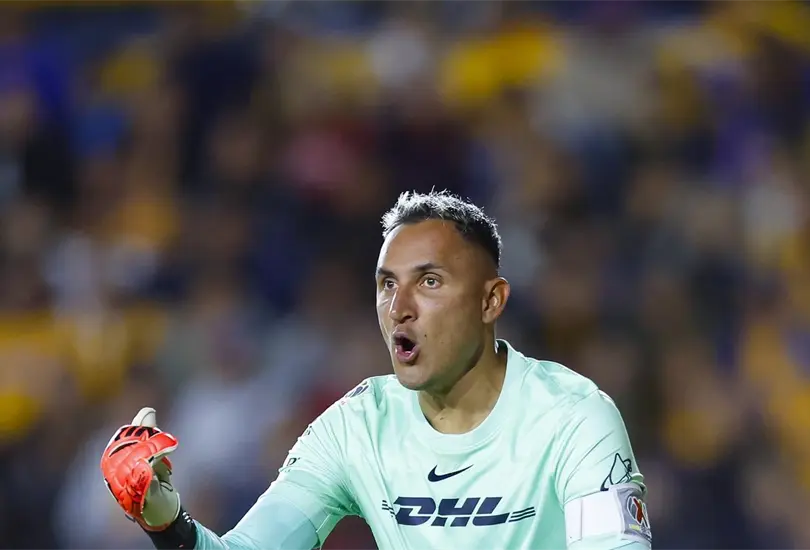 Keylor Navas, figura de Pumas, podr&iacute;a quedar libre al final del Clausura 2026 si no renueva contrato.