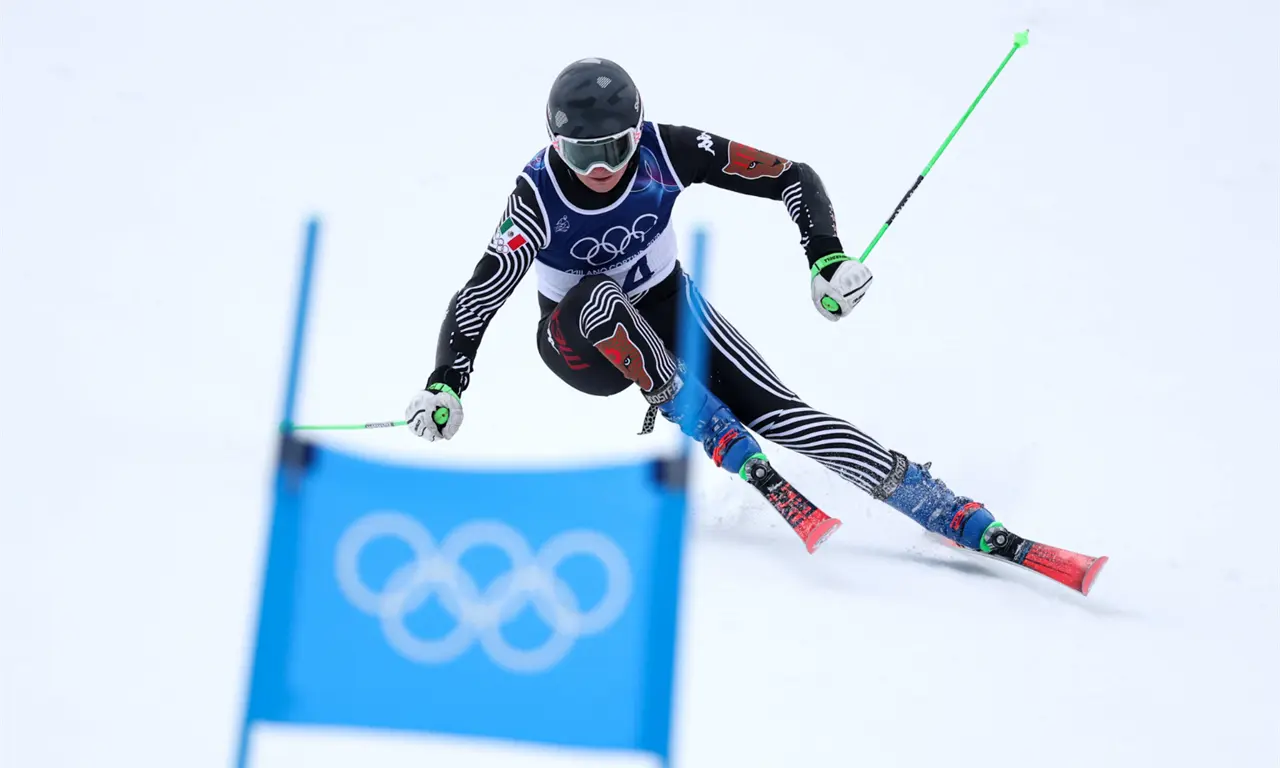  Con 18 años, Lasse Gaxiola debutó y ya es historia olímpica 