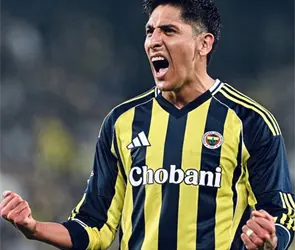 Edson &Aacute;lvarez reaparece... y la afici&oacute;n lo abuchea en Turqu&iacute;a