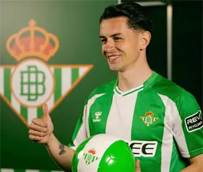 &iquest;Confirmado para Selecci&oacute;n? FMF ya habr&iacute;a contactado a &Aacute;lvaro Fidalgo