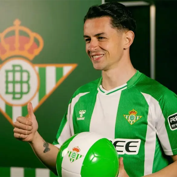 &iquest;Confirmado para Selecci&oacute;n? FMF ya habr&iacute;a contactado a &Aacute;lvaro Fidalgo