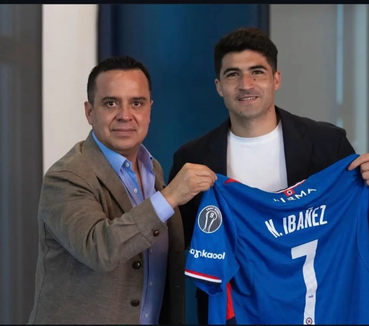  Le responden a Nico Ibáñez 