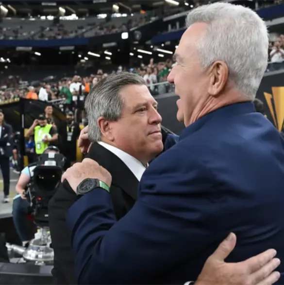 Miguel Herrera revienta el estilo de Javier Aguirre con el Tri Miguel Herrera revienta el estilo de Javier Aguirre con el Tri