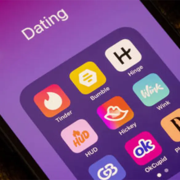 Mujer arrestada por enviar 159 mil mensajes a un hombre despu&eacute;s de una cita