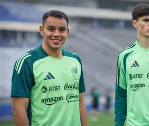 &iquest;Llegaron bien? Seleccionados de Chivas y Cruz Azul ya est&aacute;n con el Tri