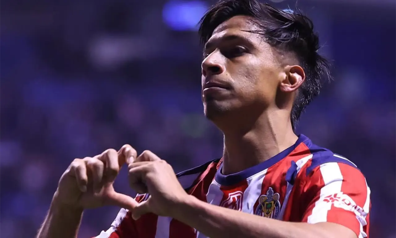  Ángel Sepúlveda marcó de cabeza el empate ante Cruz Azul y, fiel a la ‘ley del ex’, no celebró su gol frente a los celestes. 