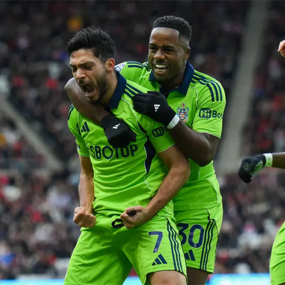 Raúl Jiménez firma doblete y alcanza los 202 goles en su carrera Raúl Jiménez firma doblete y alcanza los 202 goles en su carrera