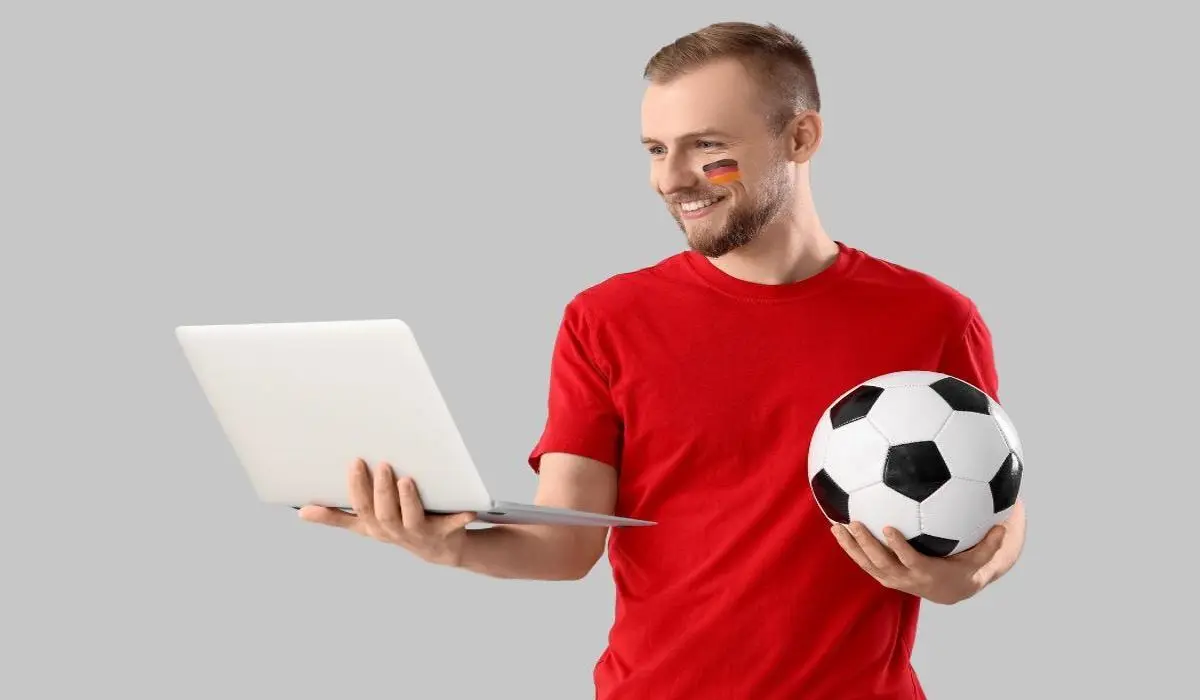  La inteligencia artificial y el análisis predictivo ayudan a prevenir lesiones en el fútbol profesional con apoyo de laptops especializadas. 