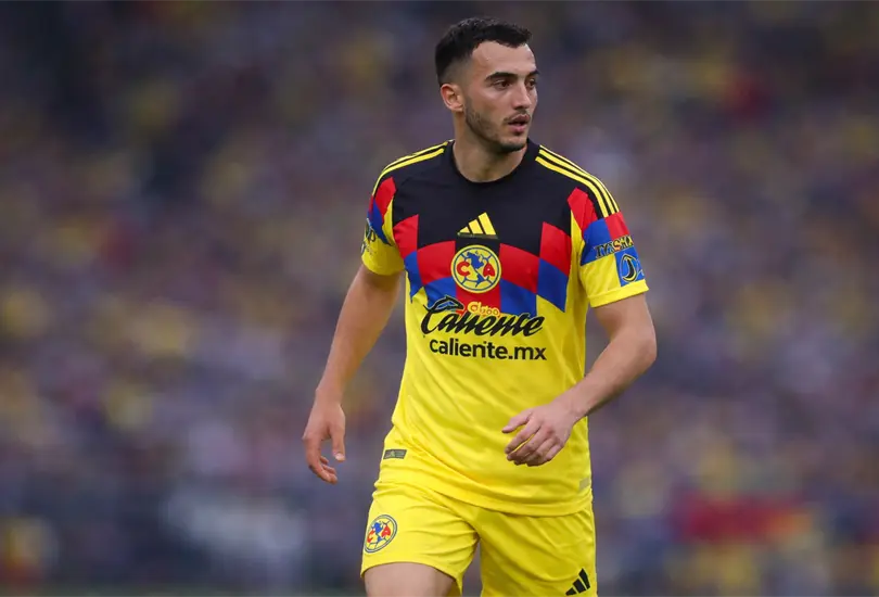 Luis Ch&aacute;vez, el refuerzo estelar que Am&eacute;rica planea para el verano.