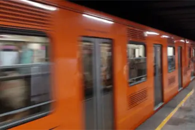 Metro CDMX ampliar&aacute; horario por concierto de Shakira en el Z&oacute;calo