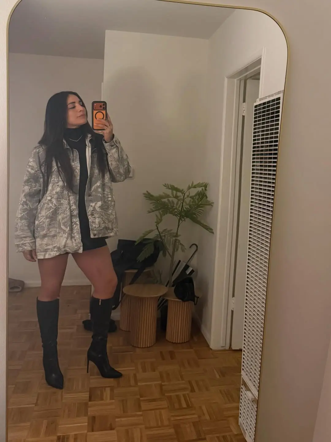 Raquel Rodríguez representa la fuerza mexicana en la Cámara de Eliminación femenina. Raquel Rodríguez representa la fuerza mexicana en la Cámara de Eliminación femenina.