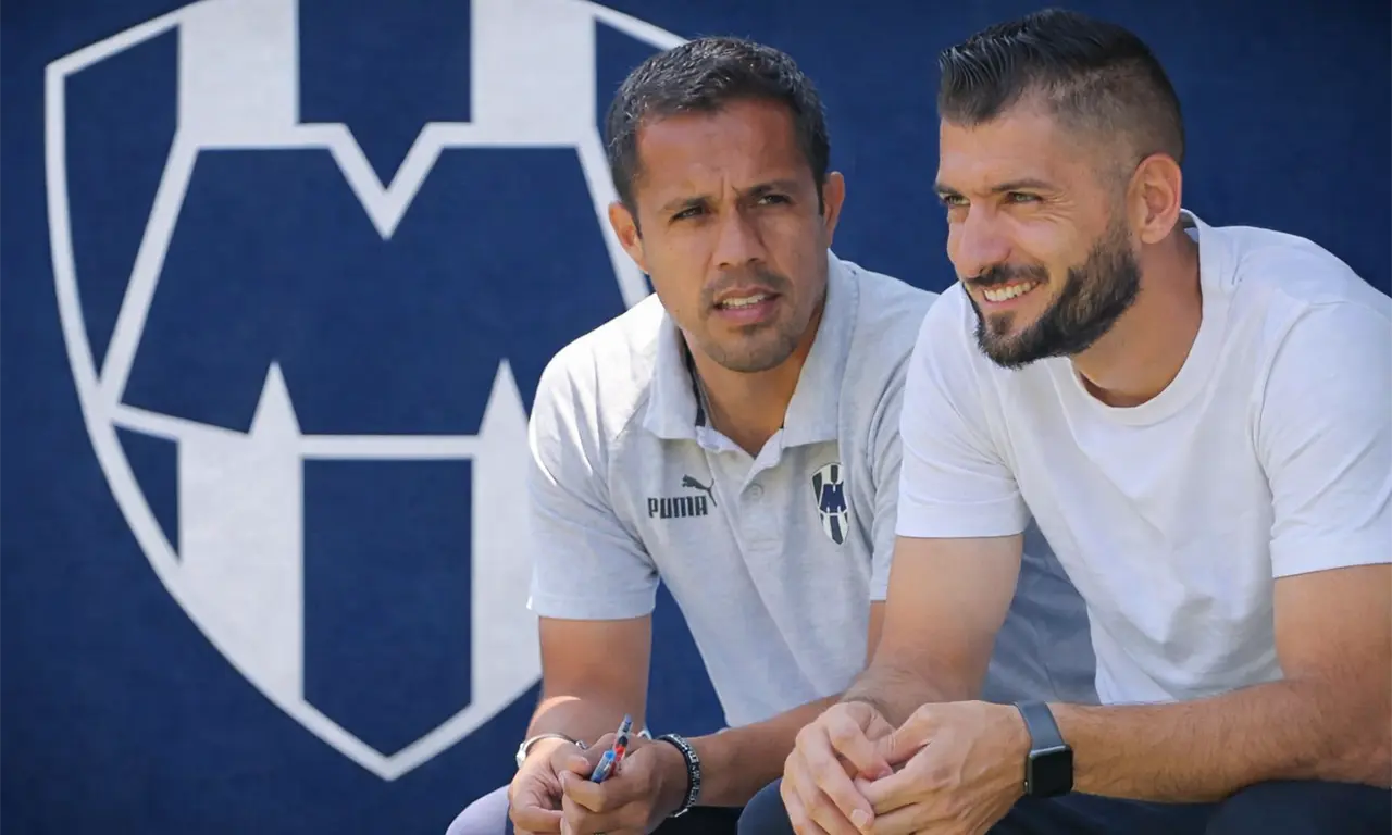  Sánchez y Meza: dos históricos al rescate de Rayados 