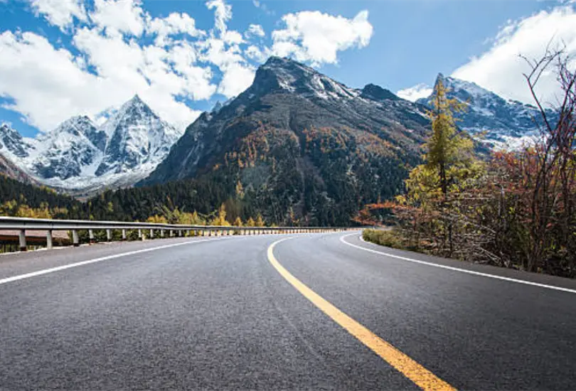 Autoridades reportan accidentes y cierres parciales en varias autopistas y carreteras de M&eacute;xico.