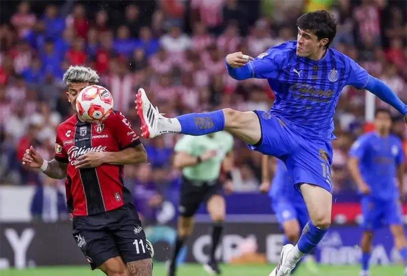 Bronca en el Atlas vs Chivas