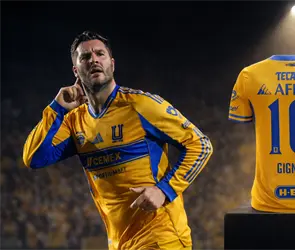 La camiseta de Gignac que se subasta en m&aacute;s de 100 mil pesos